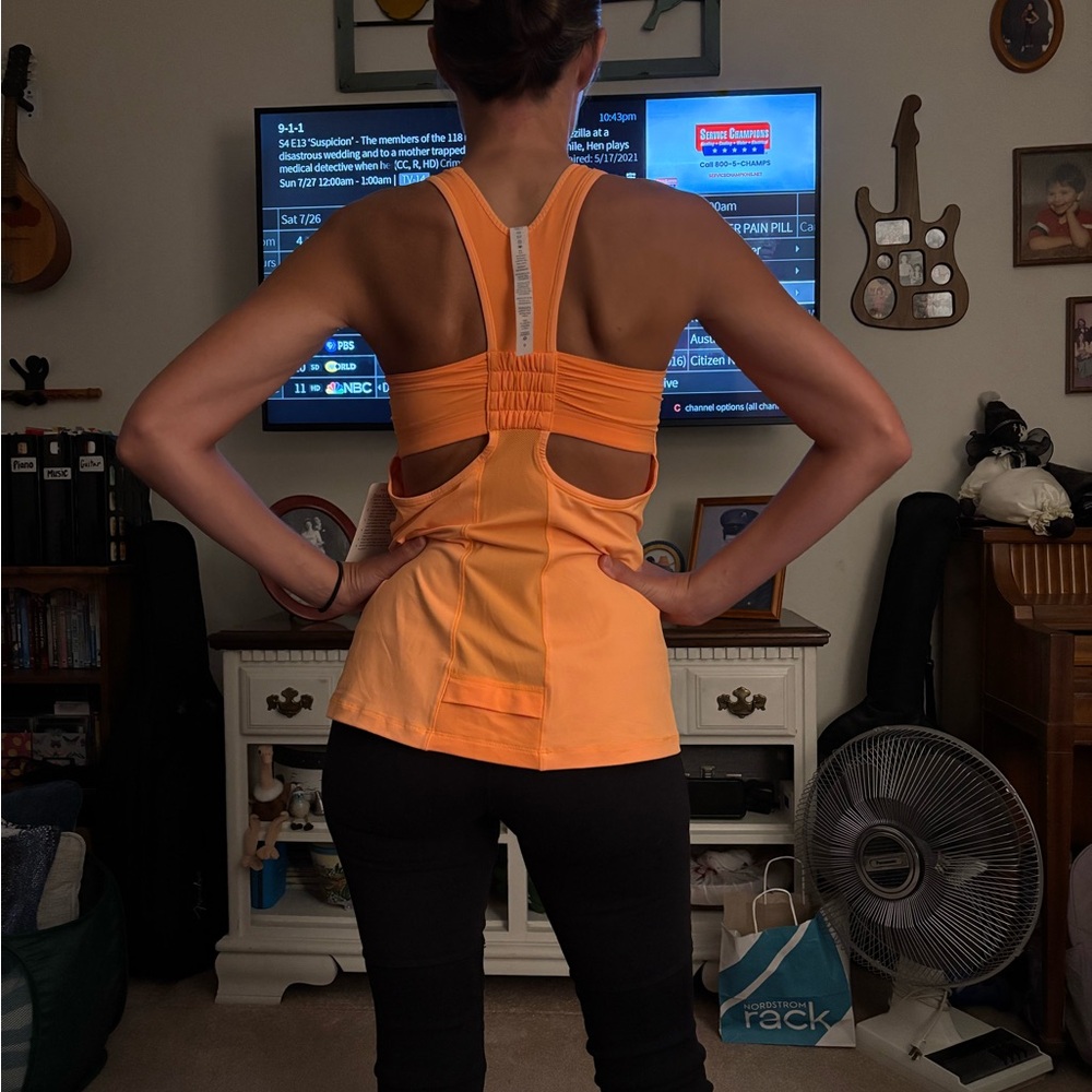 Lululemon Tone It Tank - Picture 4 of 7